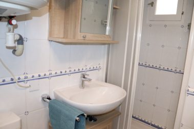 Portiragnes Plage Ferienhaus WC zum Duschen und Schminken