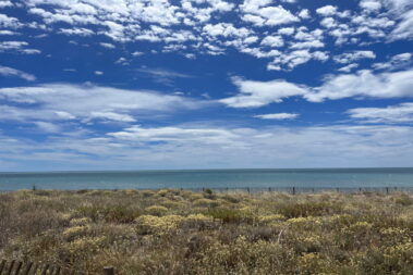 Duenen_Strand_Sonne_Meer_Wolken_Himmel