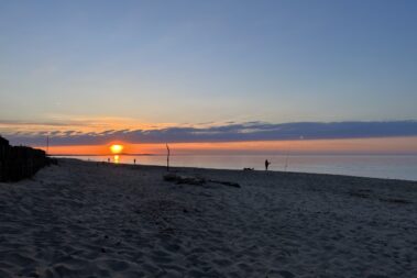 Sonnenaufgang Angler am Strand von Portiragnes Plage