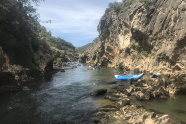 Wildwasserrafting Schlauchboot Schlucht Fluss Gorges de I'Hérault